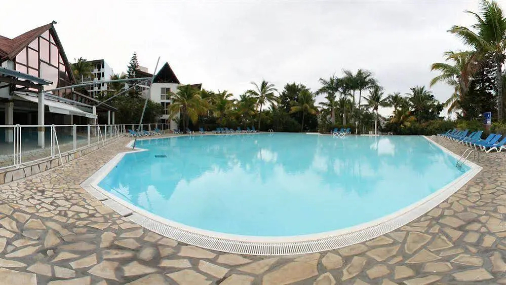 Hoteliere Le Lancastel