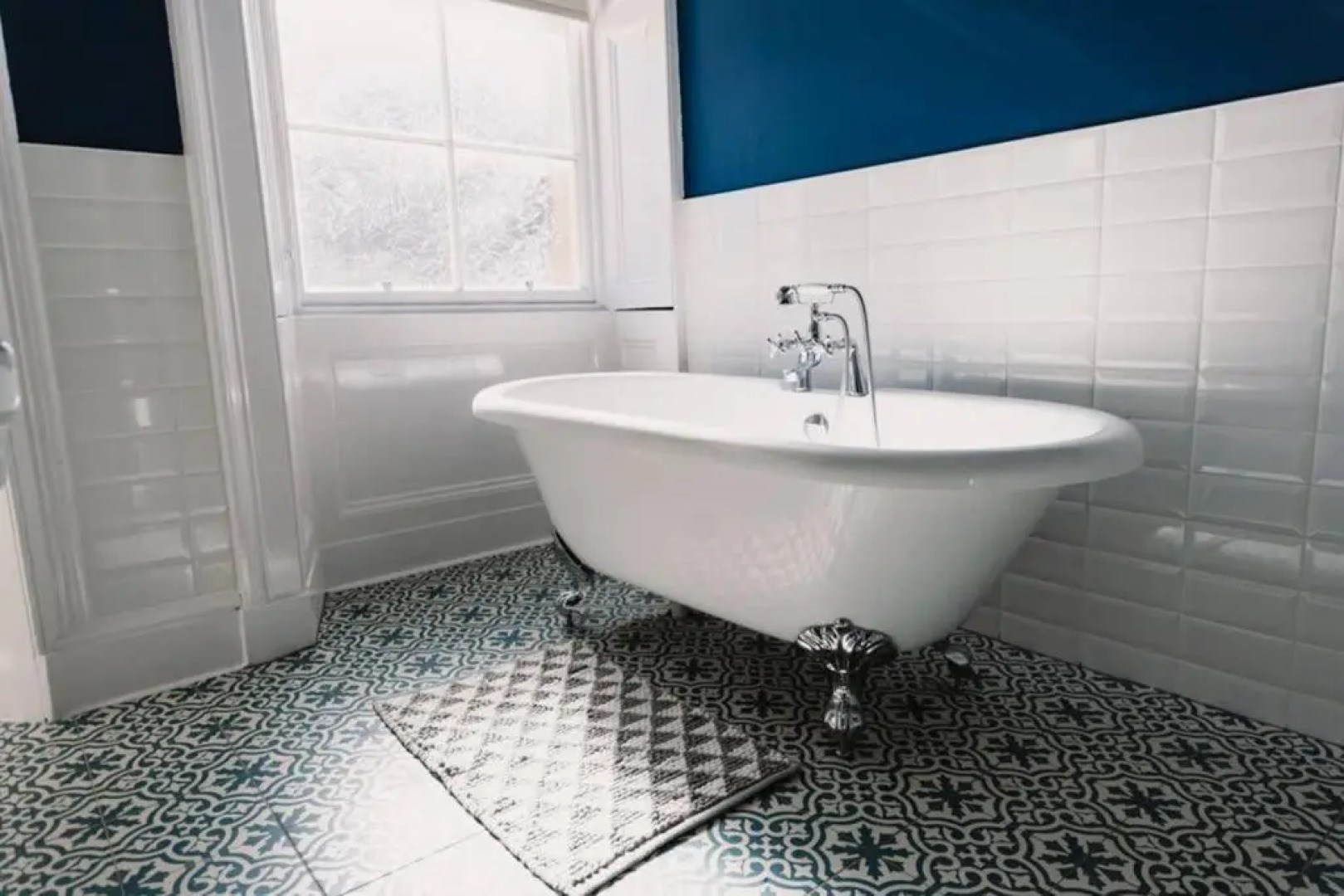 Stewart Apartment - A unique Apartment in countryside park with WIFI and access to bar and pool