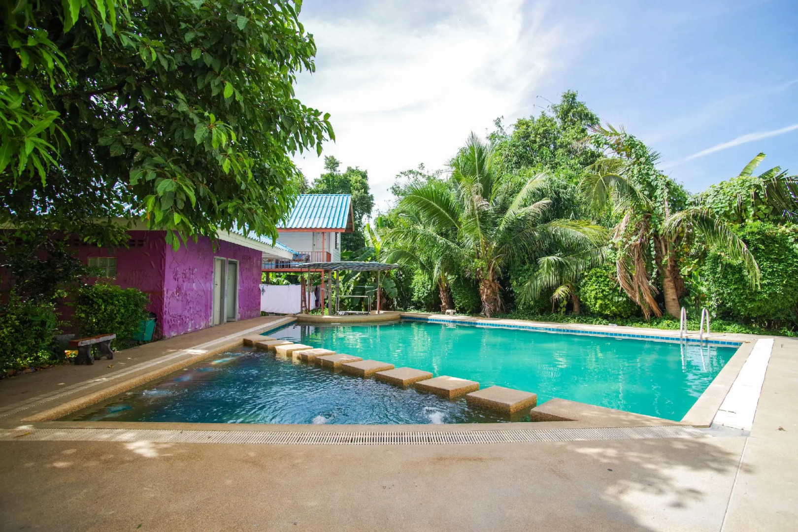 OYO 384 Ban Sabaidee