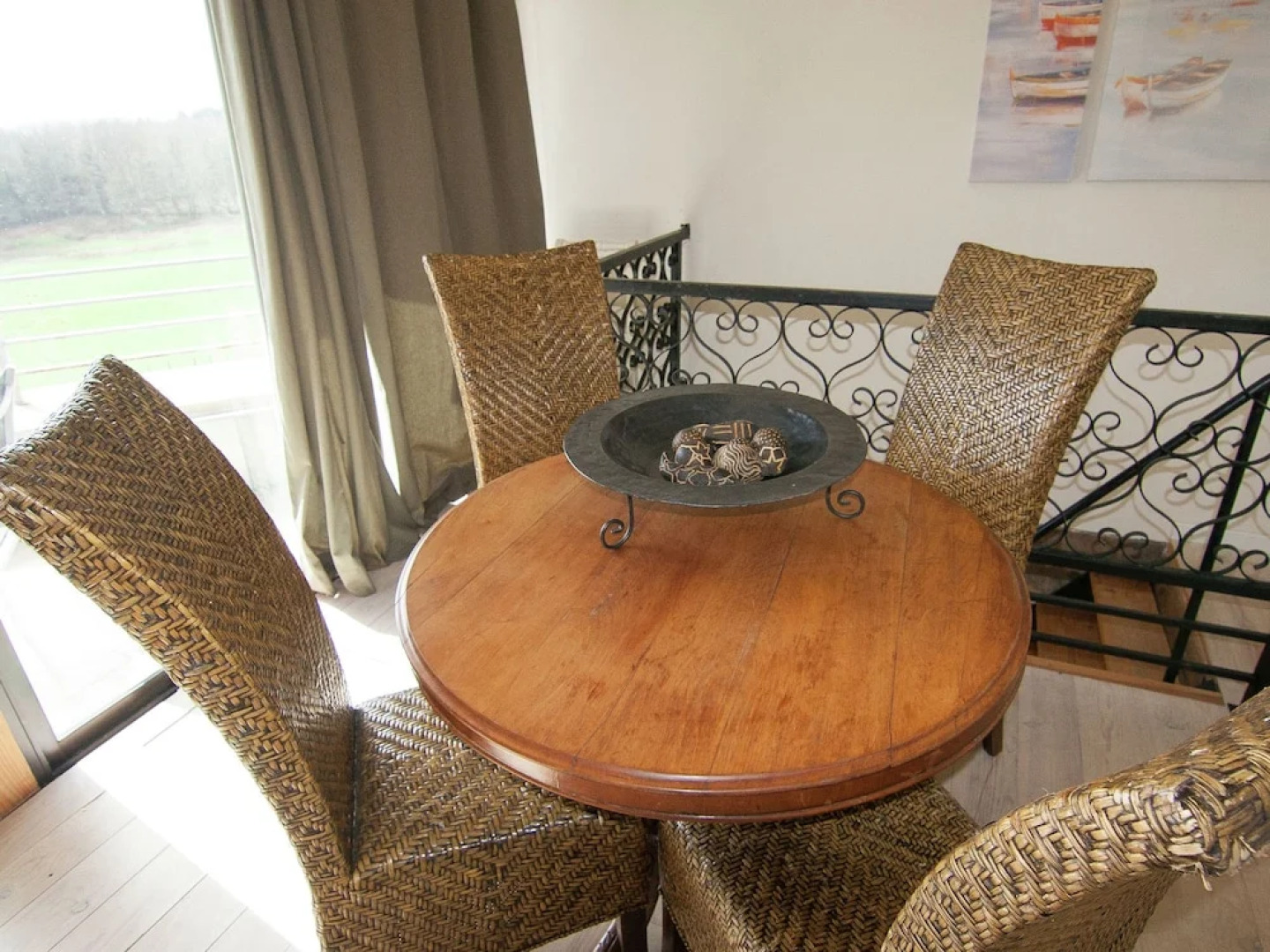 Romantic Tower With Roof Terrace and Plenty of Privacy and use Heated Pool