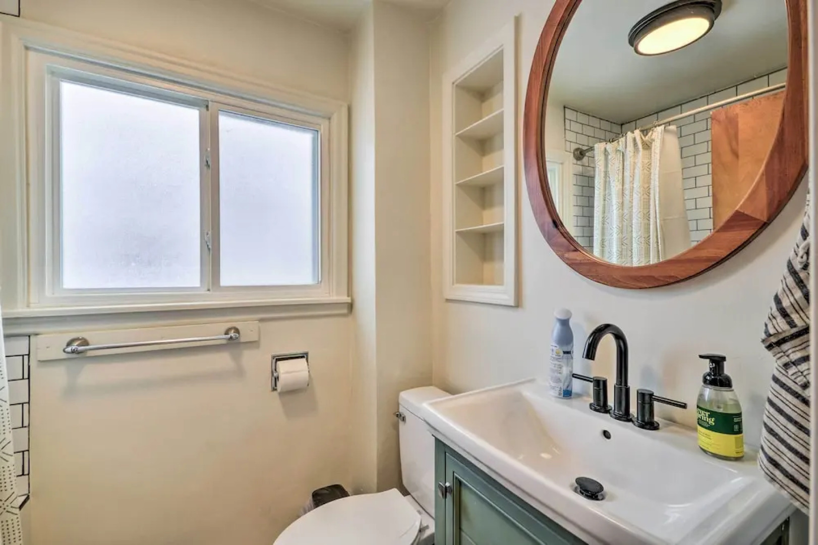 Central Thermopolis Home: 1 Mi to Hot Springs!