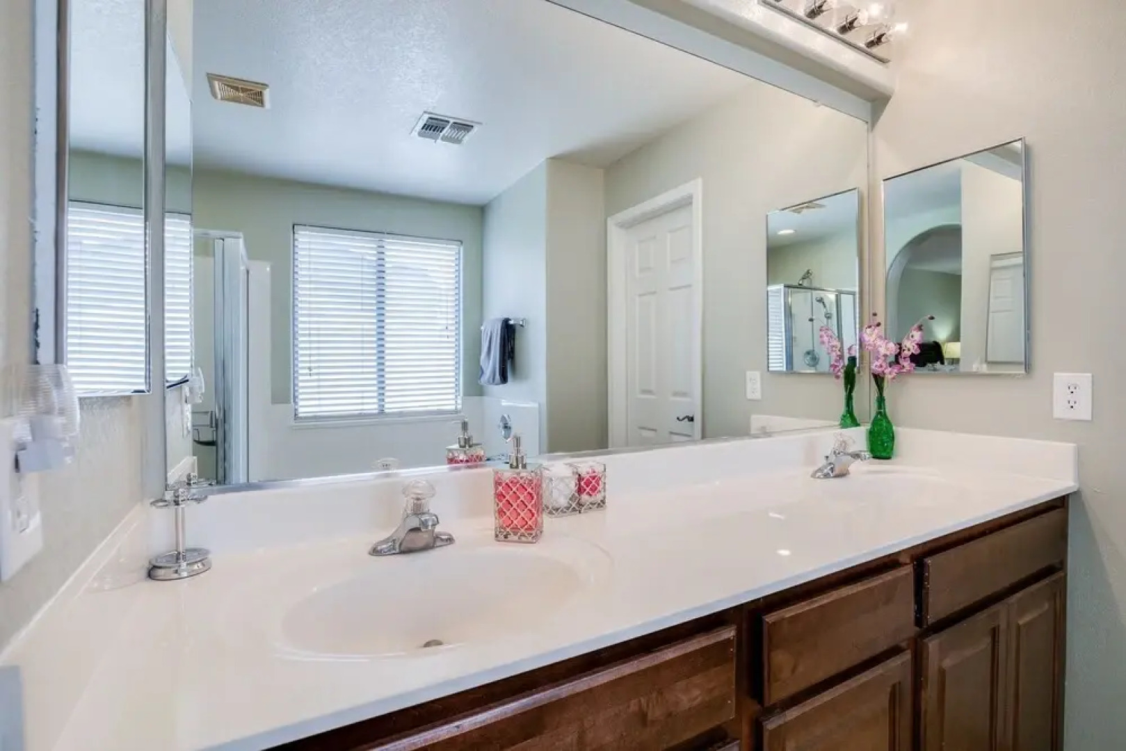 Queen Creek Pool Home! Super Neighborhood close to Marketplace! 30 Night Minimum Stay! by RedAwning