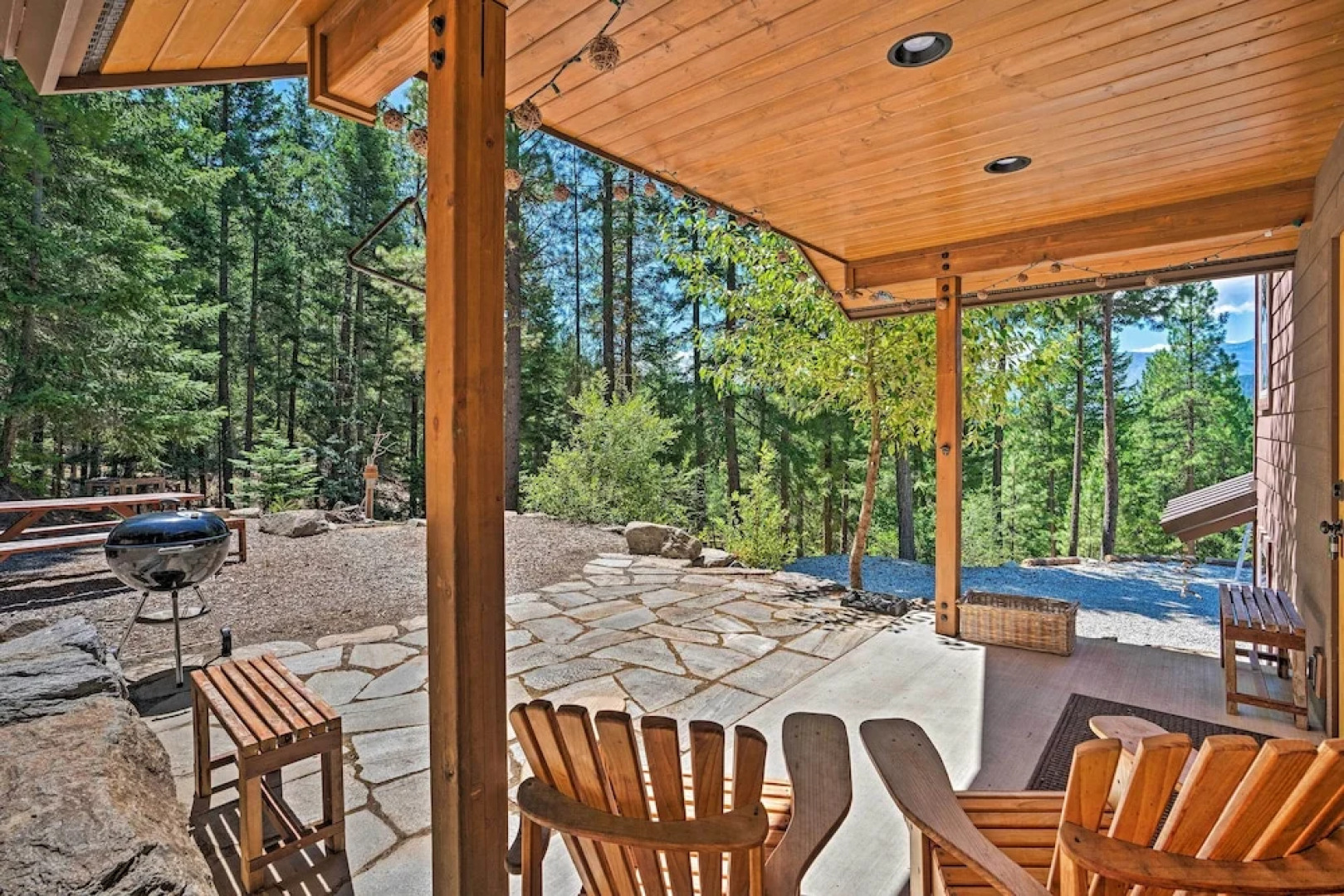 Private Leavenworth Cabin w/ Mtn Views & Fire Pit