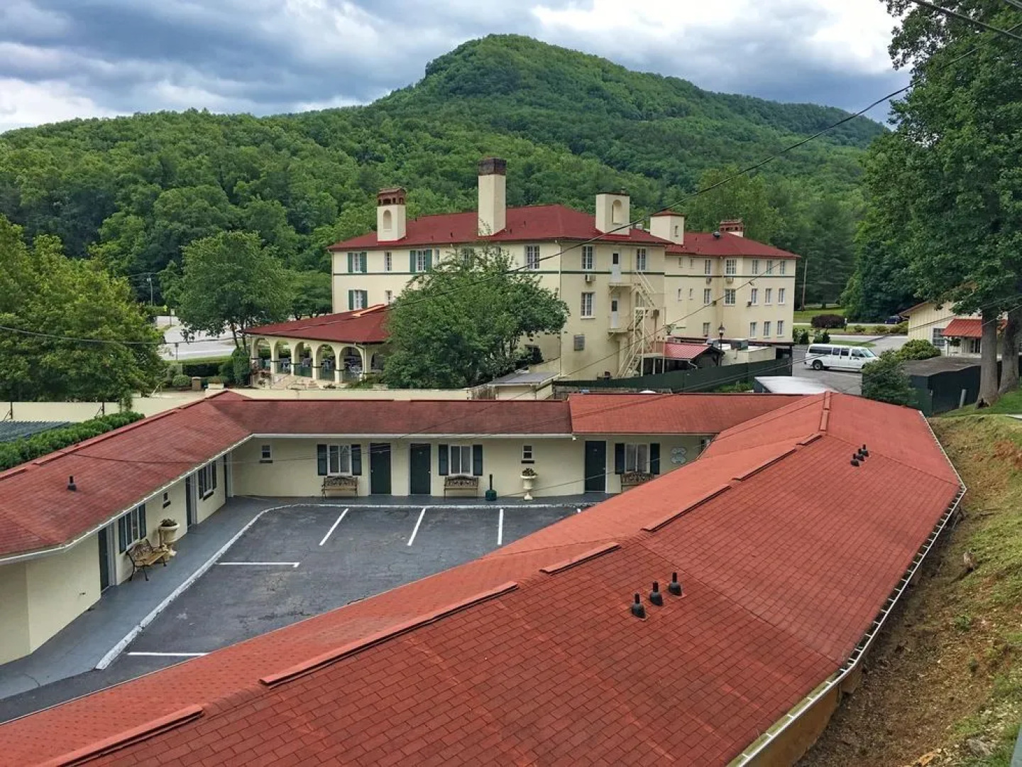 The 1927 Lake Lure Inn & Spa