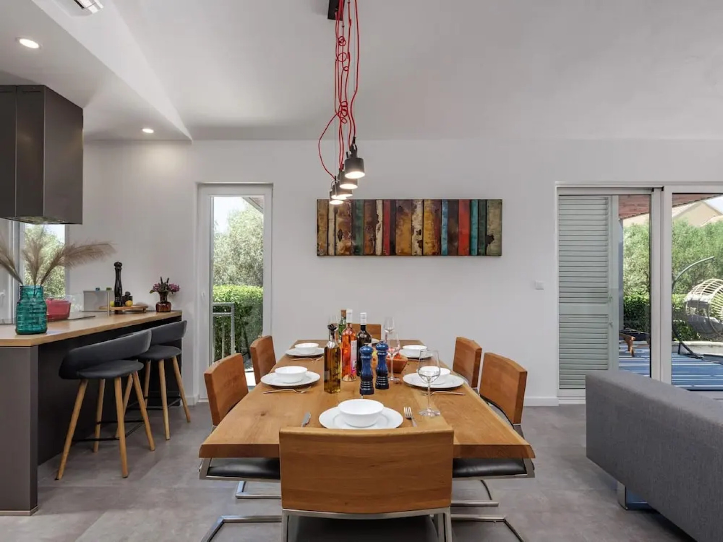 Modern Countryside Villa Near the Sea, Private Swimming Pool, Lovely Guesthouse