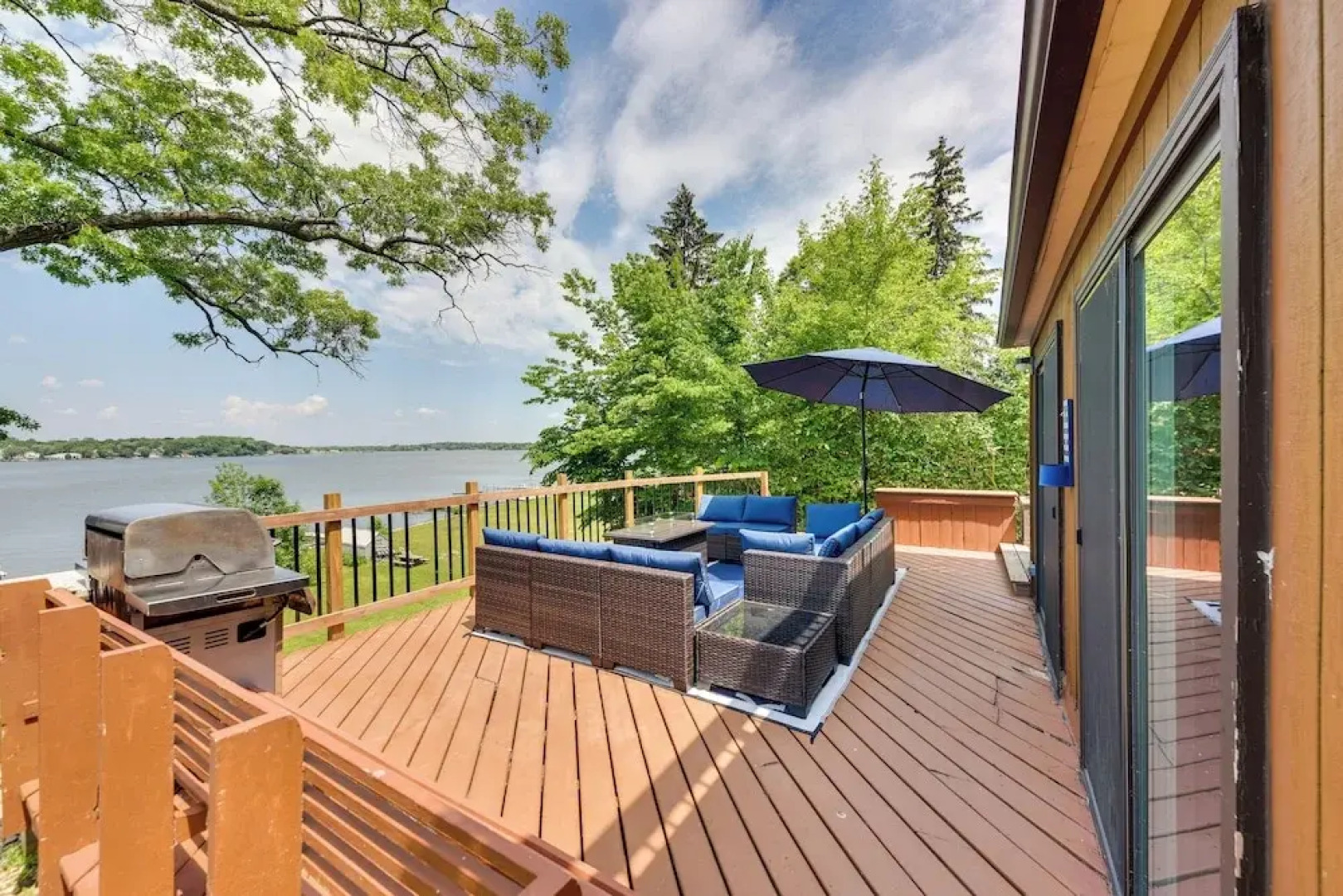 Waterfront Fox Lake Vacation Rental w/ Fire Pit!