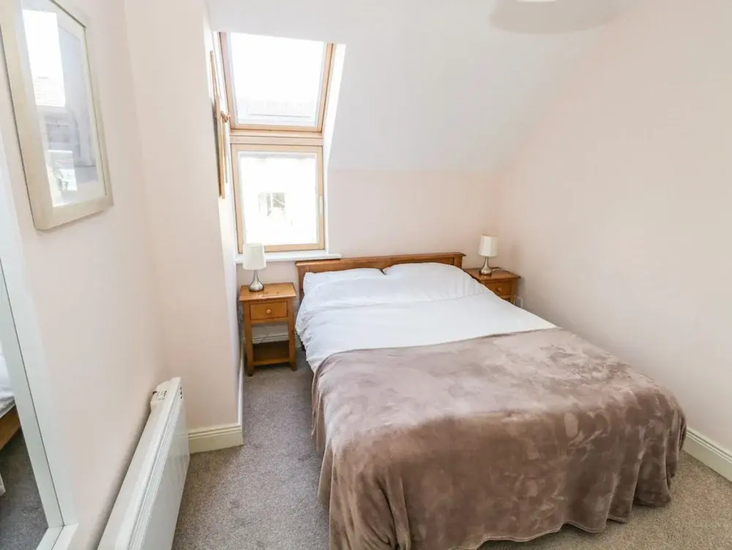 Sea Breeze Holiday Home