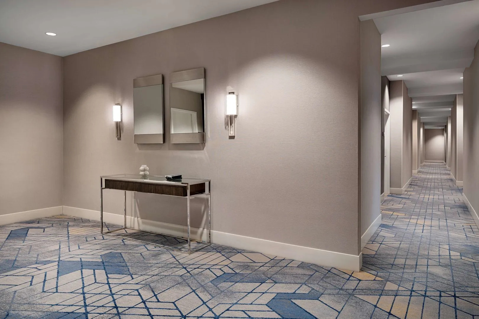 Coast Seattle Downtown Hotel by APA