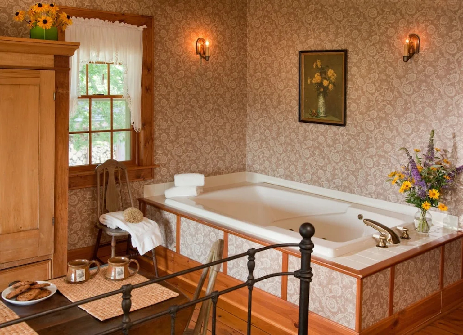 Chanticleer Guest House