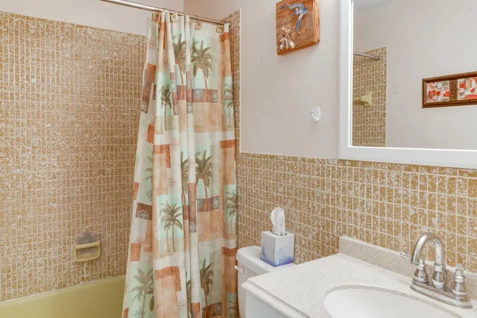 Beachfront Tavernier Abode w/ Balcony & Bay Views!