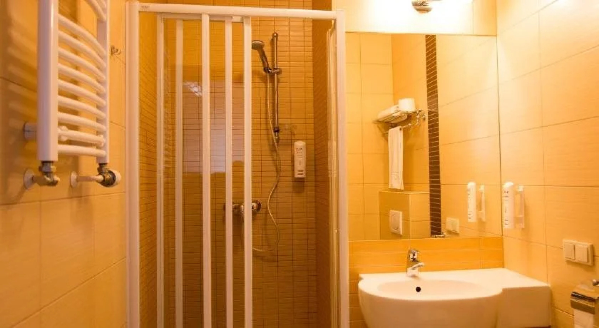 Kukubara Bowling Center