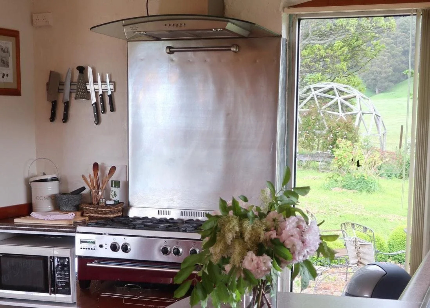 Cherry Top Farmstay - Boutique Eco Village