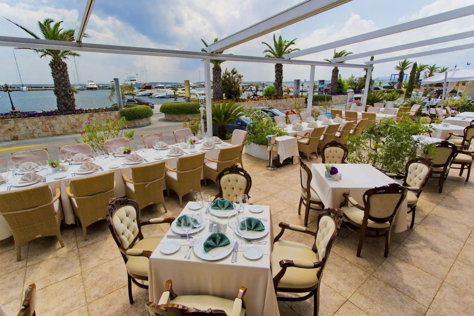 Hotel Palace Marina Dinevi