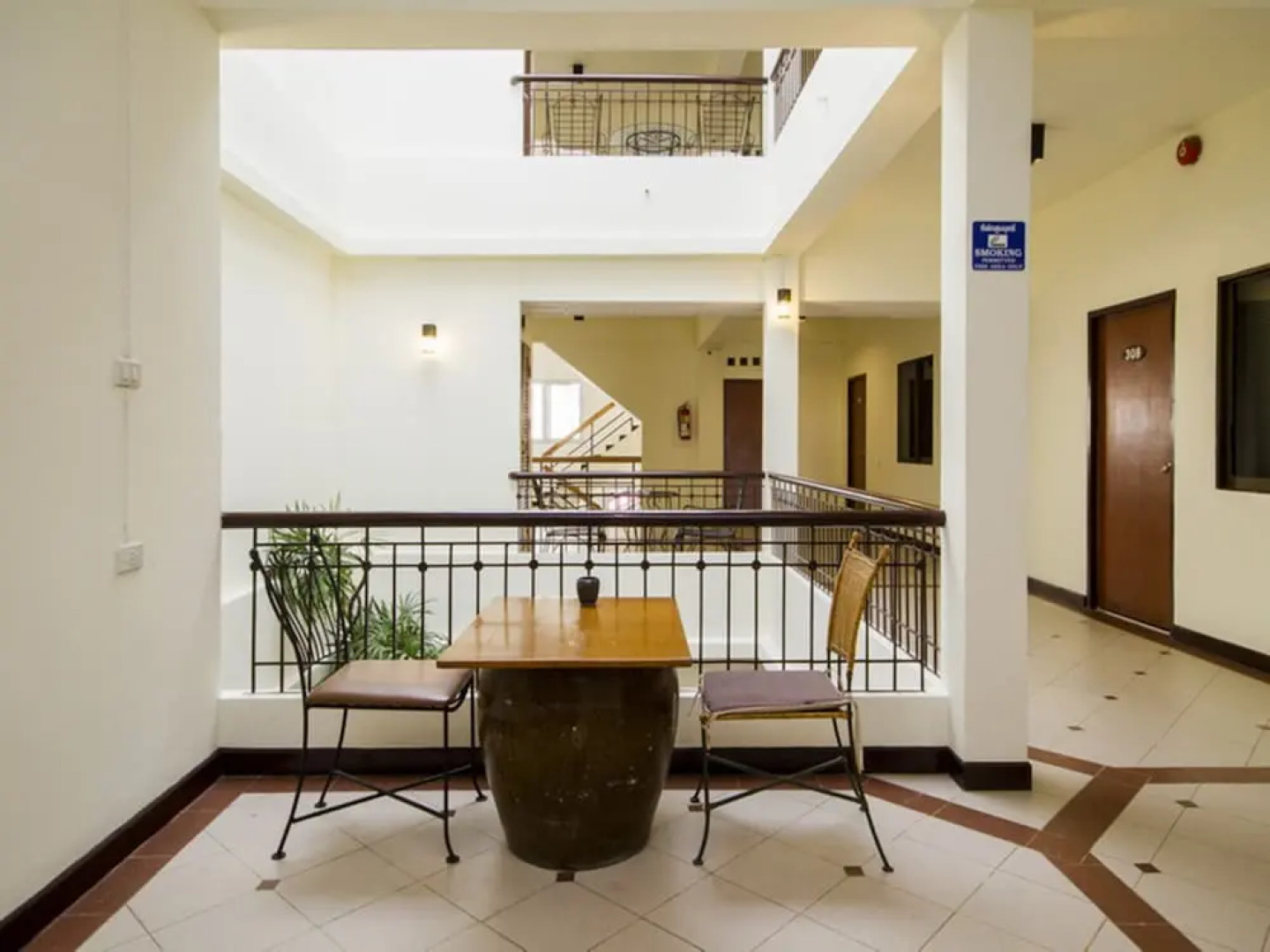 Baan Plaifun Pool Villa By Pinky