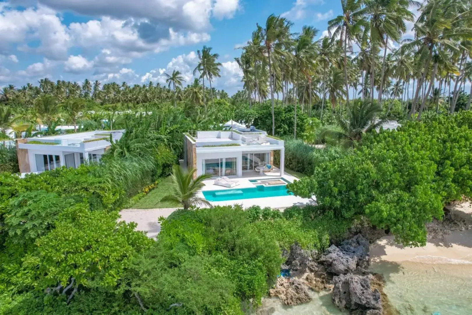 Курортный отель Ycona Luxury