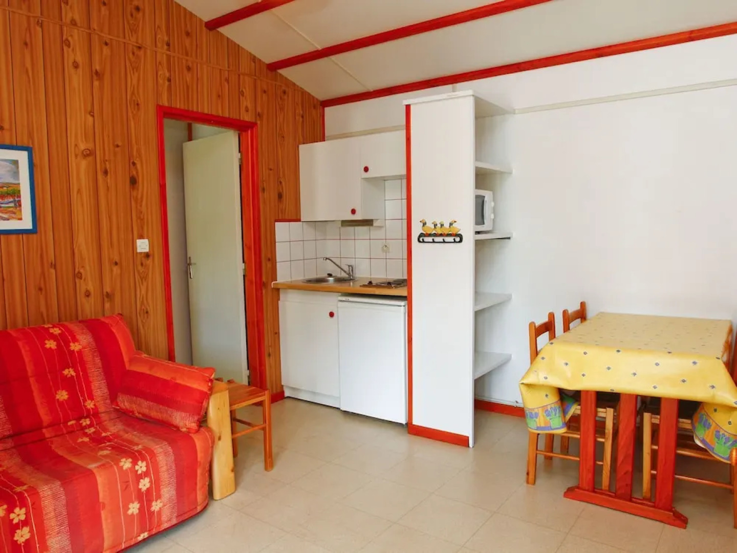 Detached Chalet With a Covered Terrace in Green Surroundings