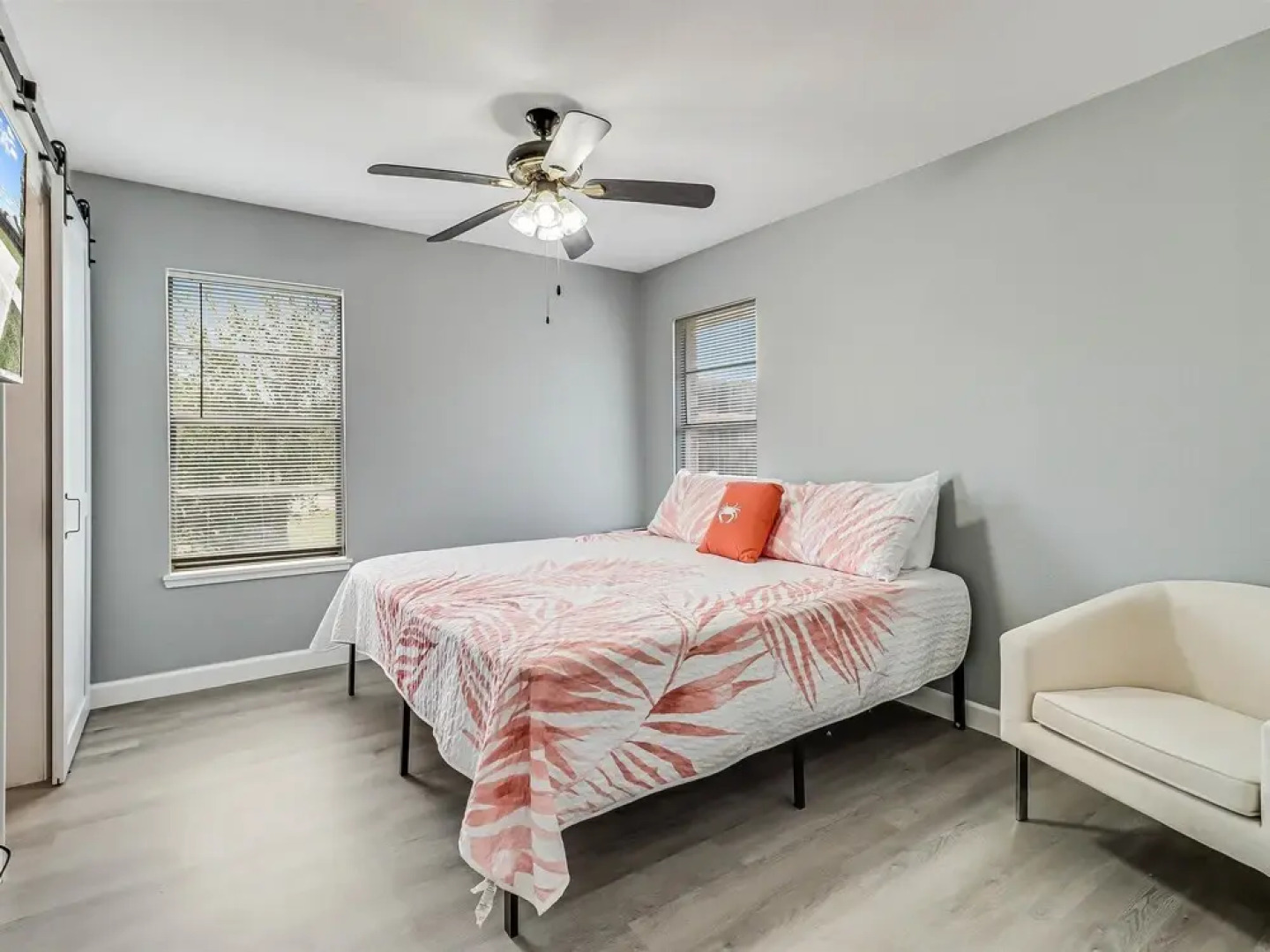 Just Beachy Ap164 4 Bedroom Home by RedAwning