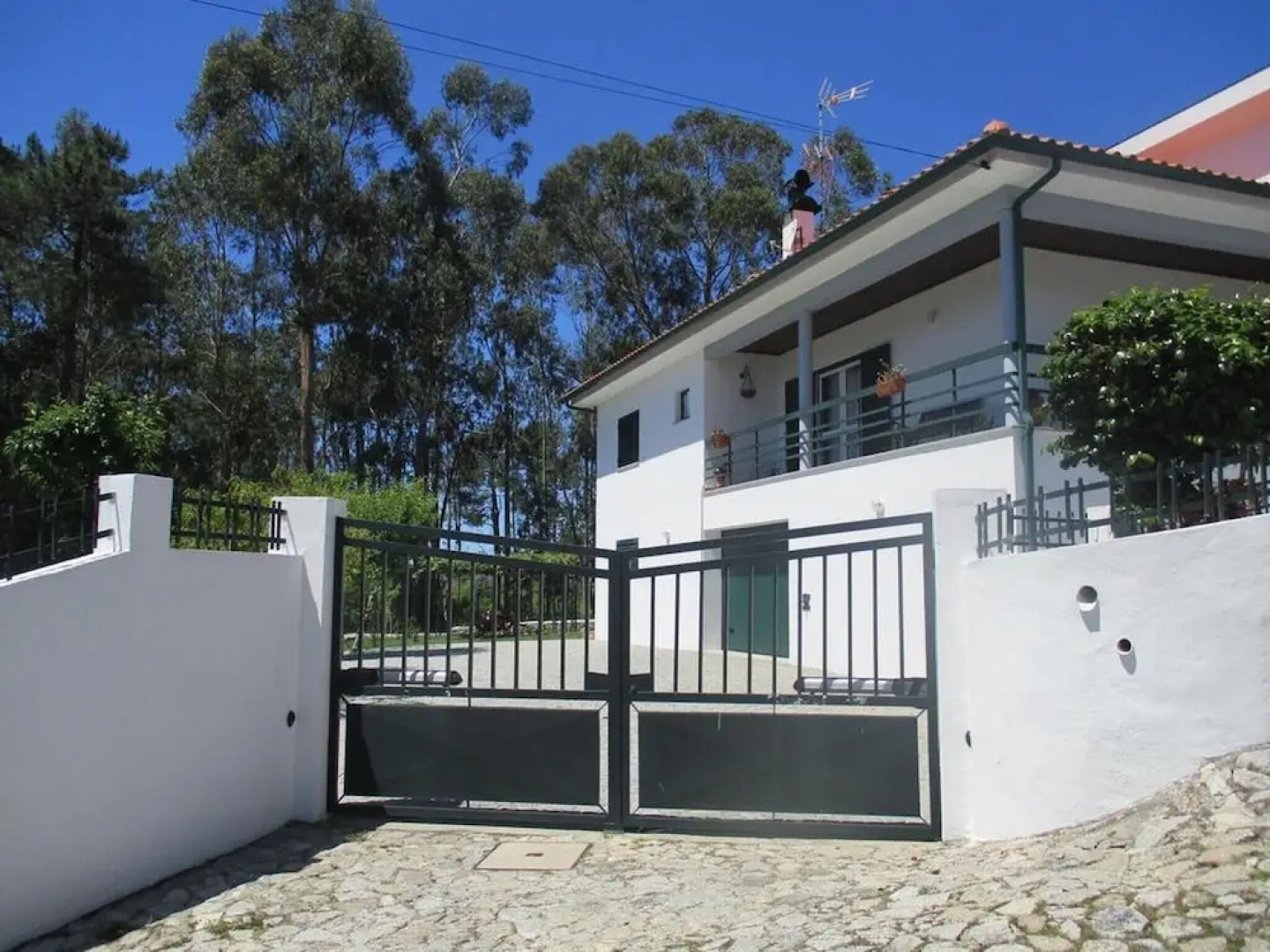 House With one Bedroom in Seixas, With Enclosed Garden and Wifi Near the Beach