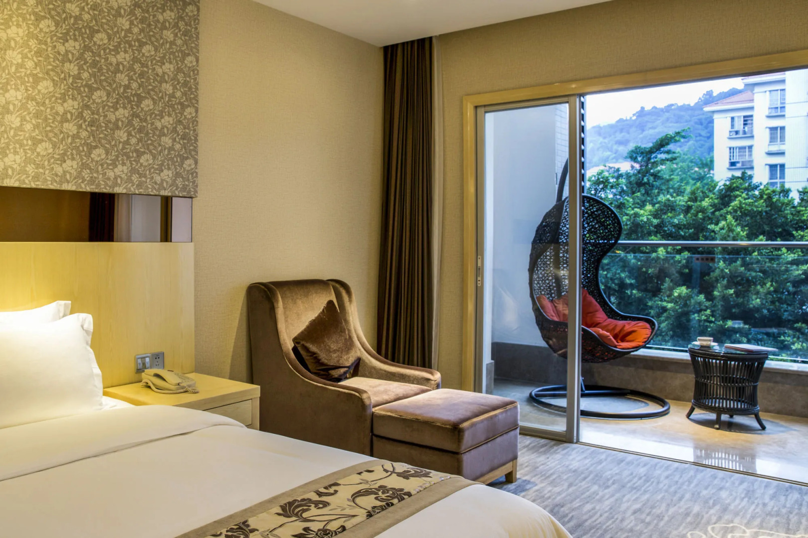 Paco Business Hotel Luo Gang Wan Da Branch