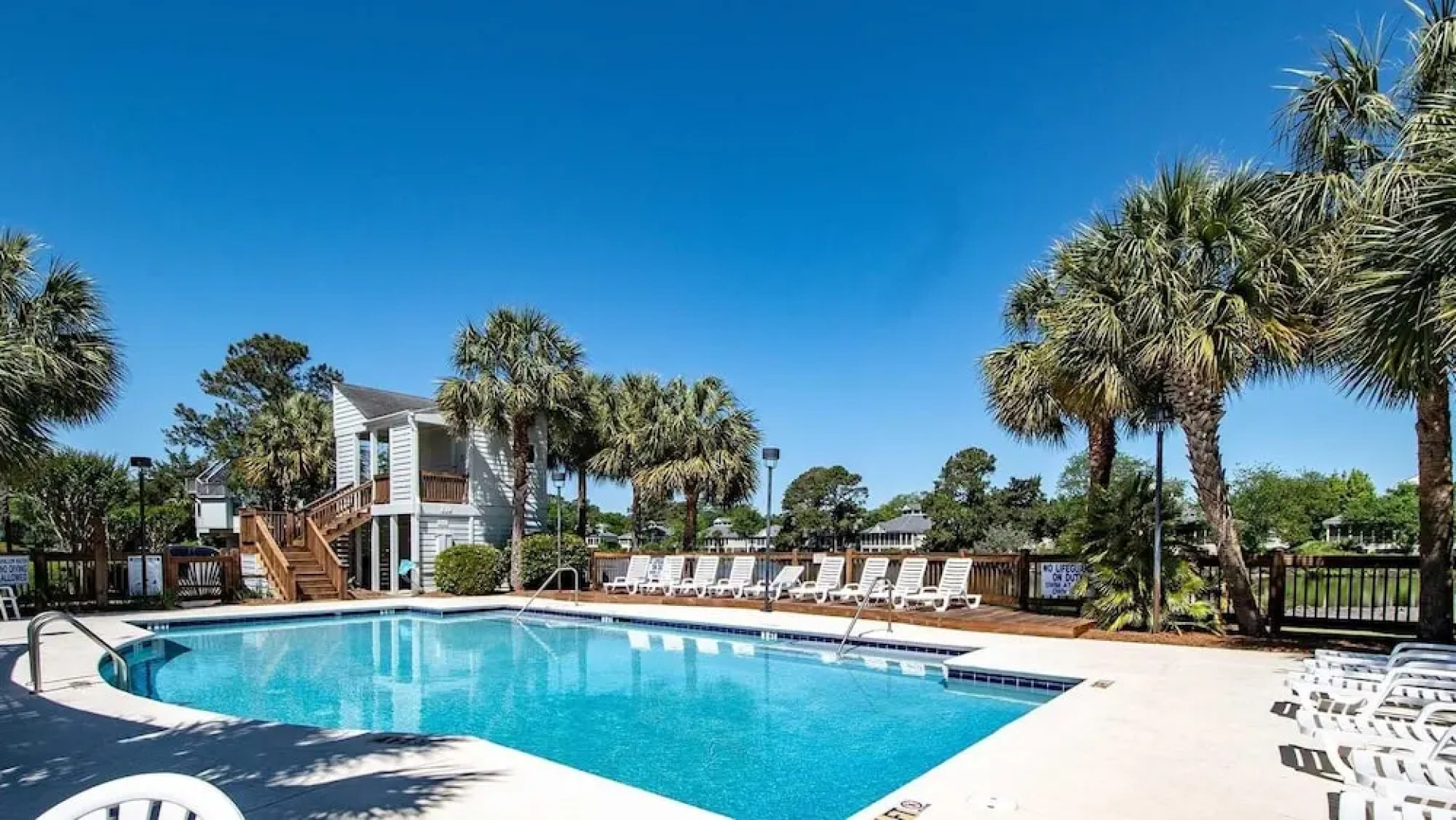 Spot Tail 3 Bedroom Villa