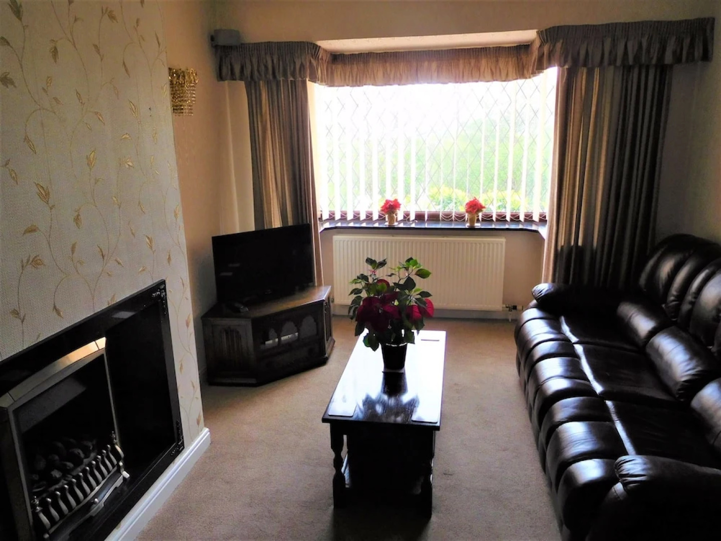 Mrs Featherstones BB