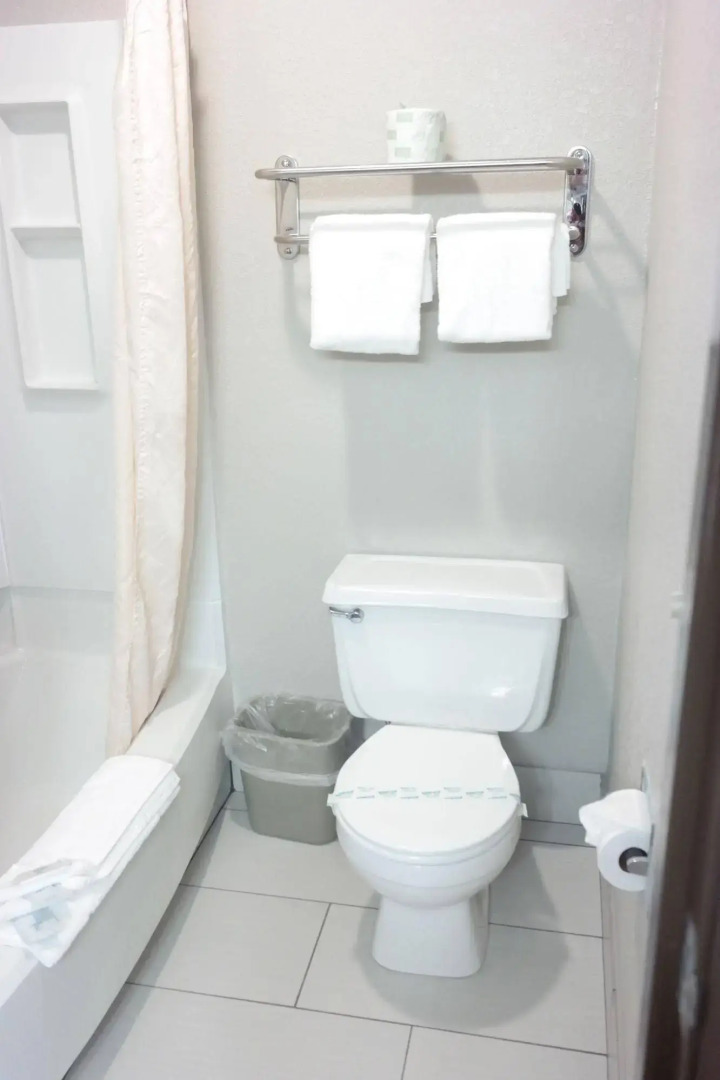 Quality Inn Madison West Near University Area