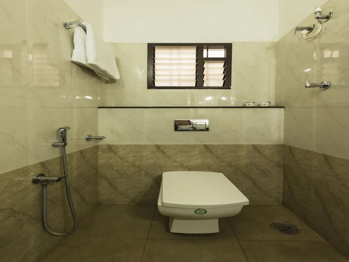 OYO 9918 Sri Venkatesha Residency