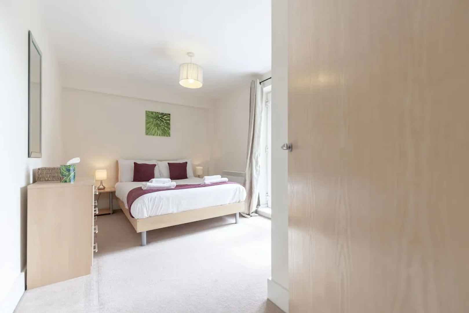 Roomspace Apartments -Central Walk