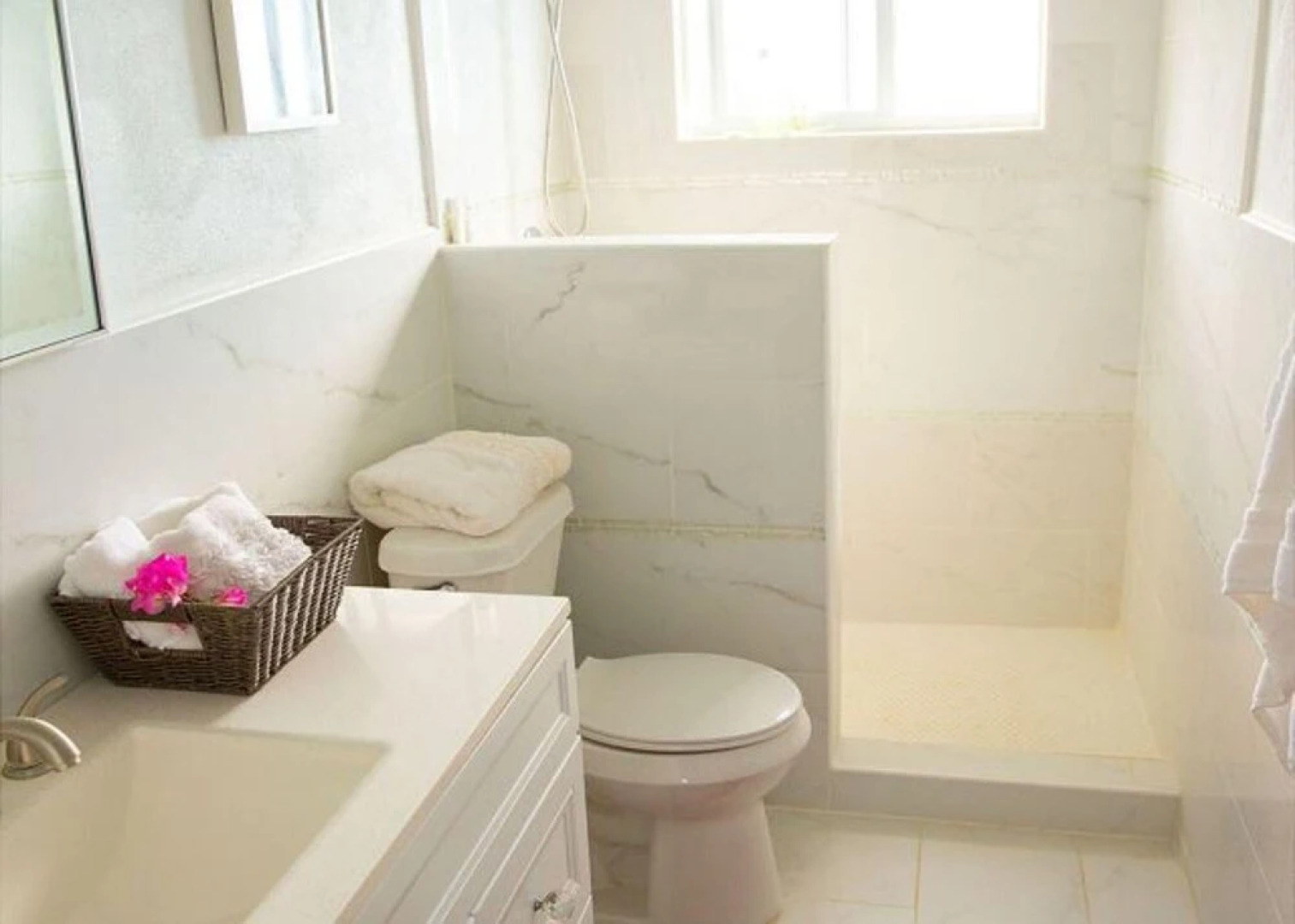 Blue Love Point by Eleuthera Vacation Rentals