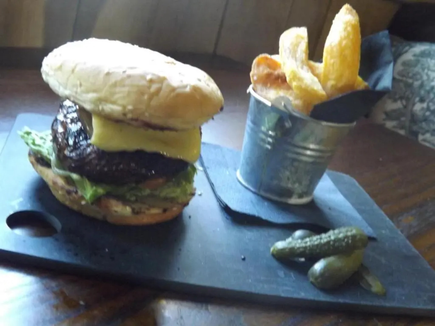 Hadley Bowling Green Inn