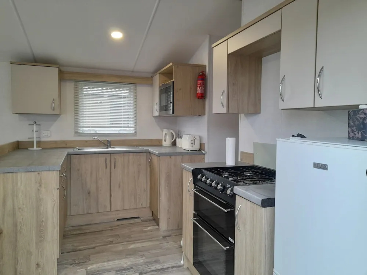 12A Beautiful Lodge Home For Hire 2 Bedrooms