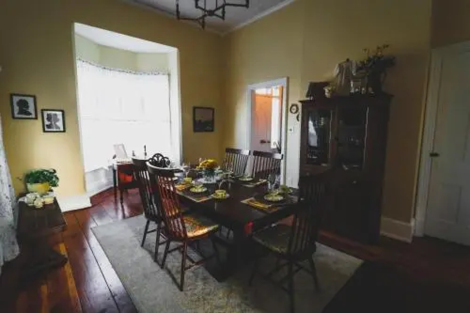 The House at Seven Oaks