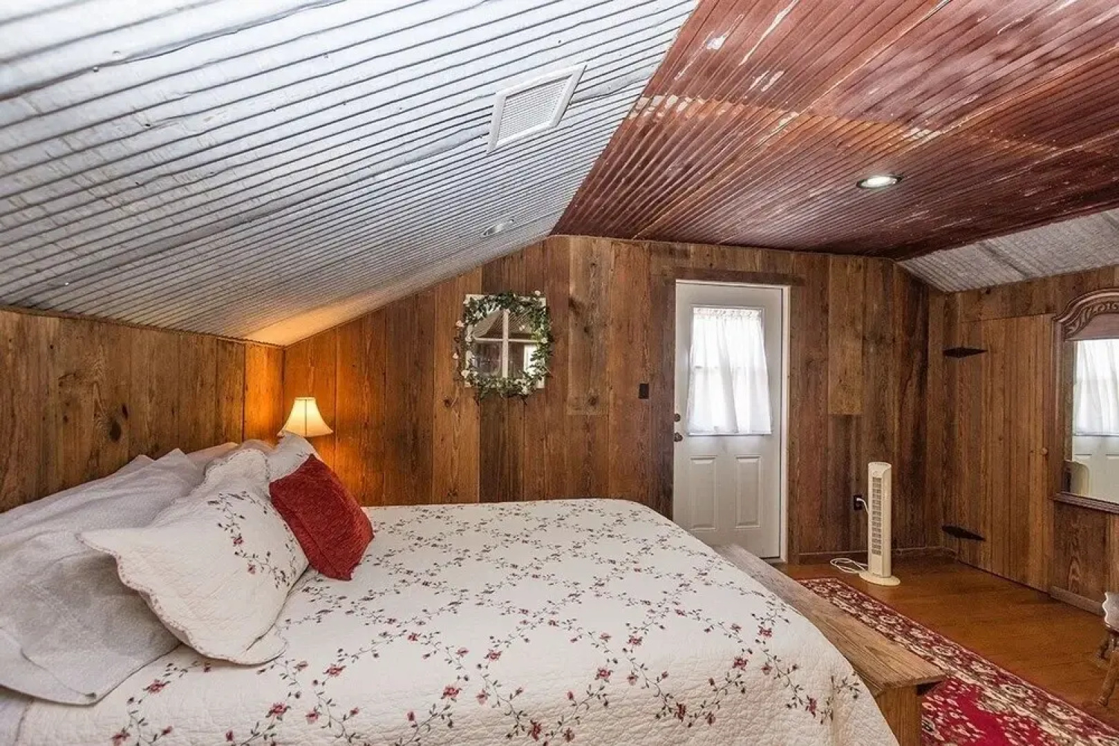 Country Memories 1 Bedroom Cottage by Redawning