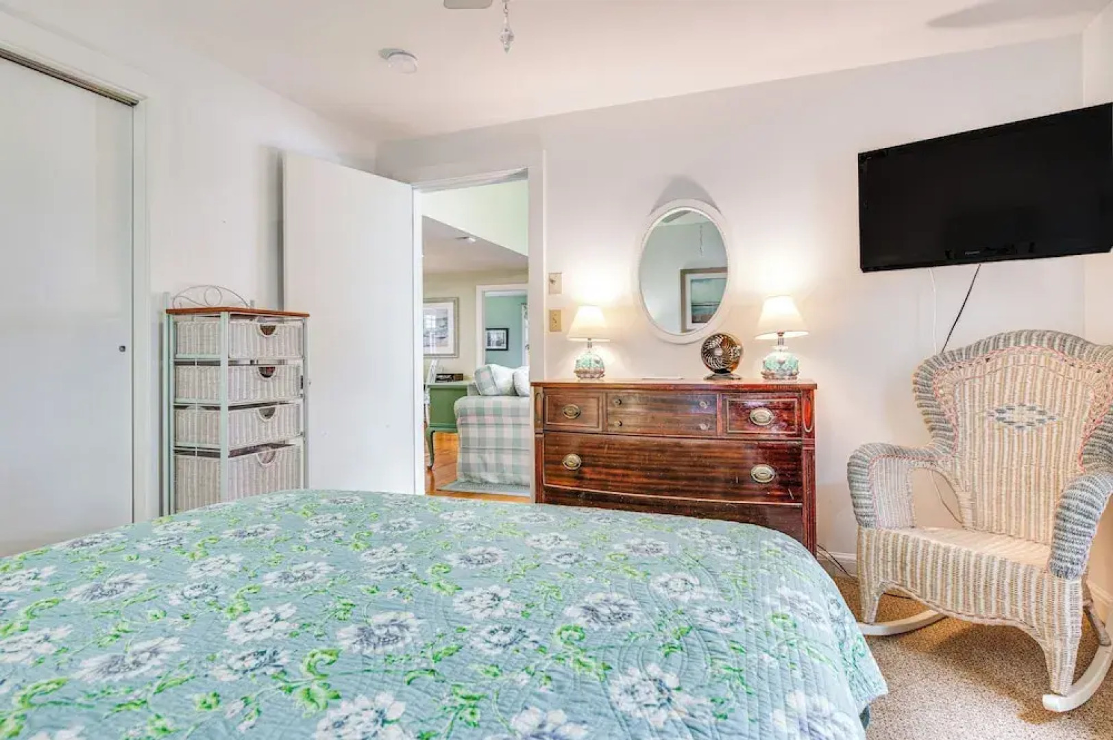 Walk to Goose Rocks Beach: Quiet Townhome w/ Patio