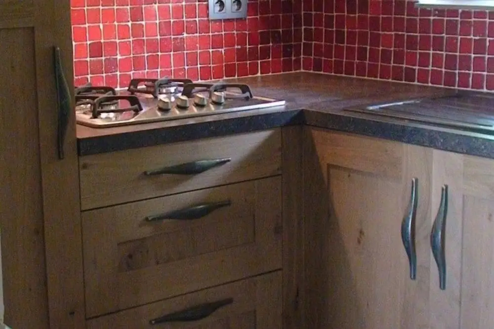 Tranquil Home With BBQ