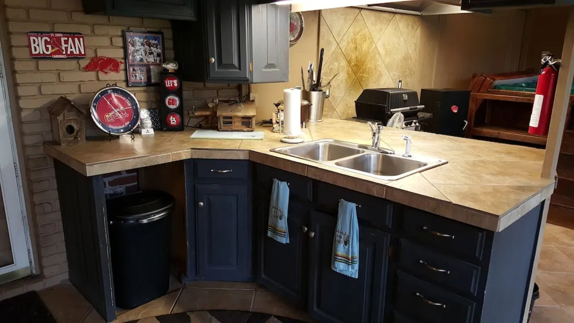 Waterfront Listing - 3 Bedroom 3 Bath on Secluded Private Cove,great Location