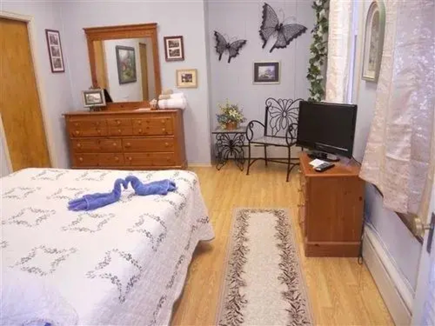 The Heritage House Inn Bed & Breakfast