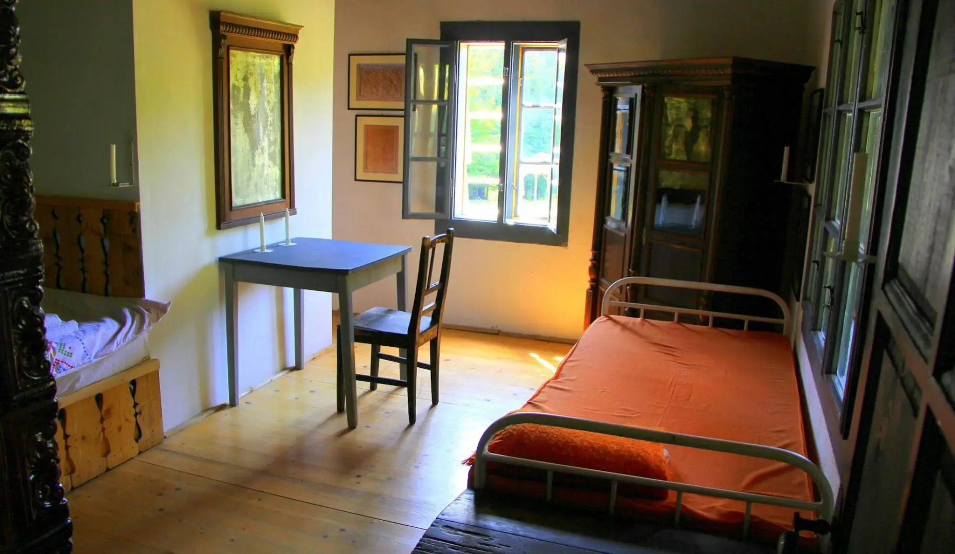 Dobrica Hunting Lodge