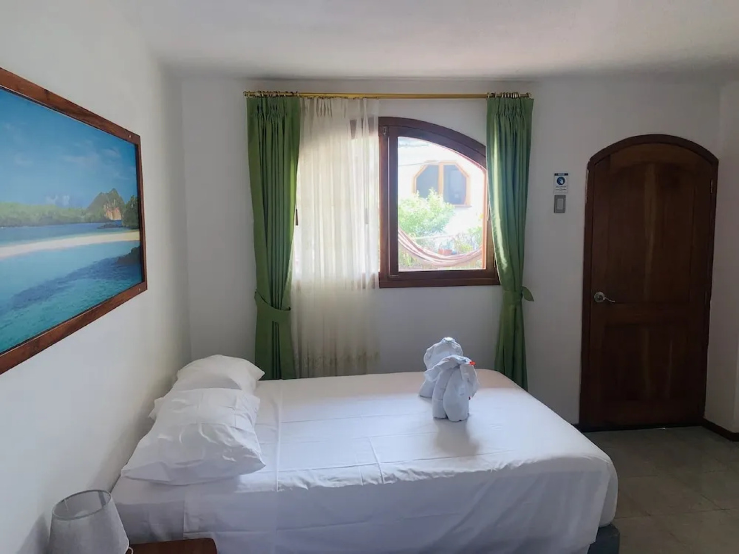 White House Galapagos