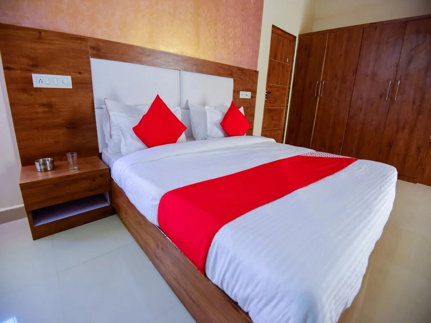 OYO 13911 Shyam Sundri Resort