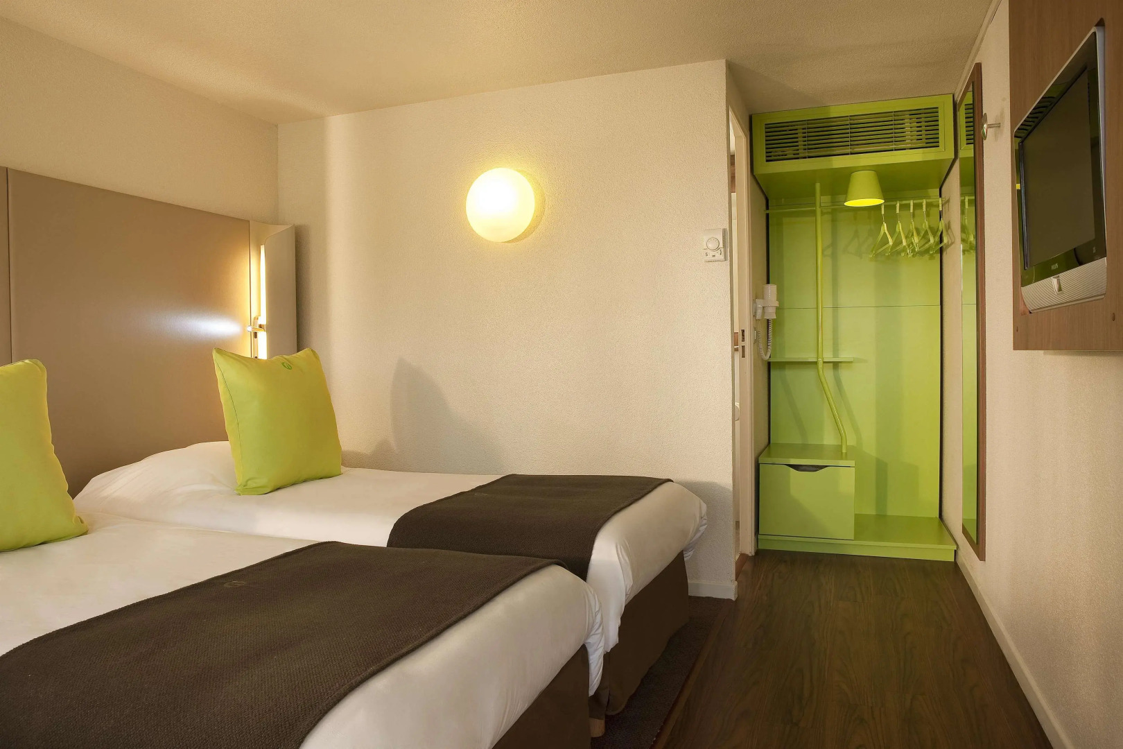 Kyriad Brie Comte Robert