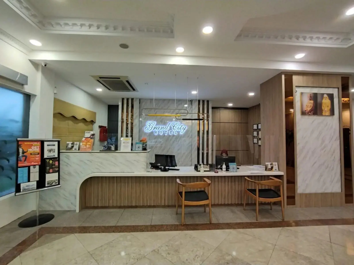 Grand City Hotel