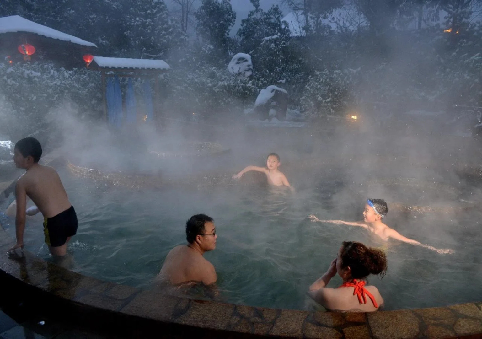 Huasheng Hotel (Chanlin Hot Spring Silver Villa)