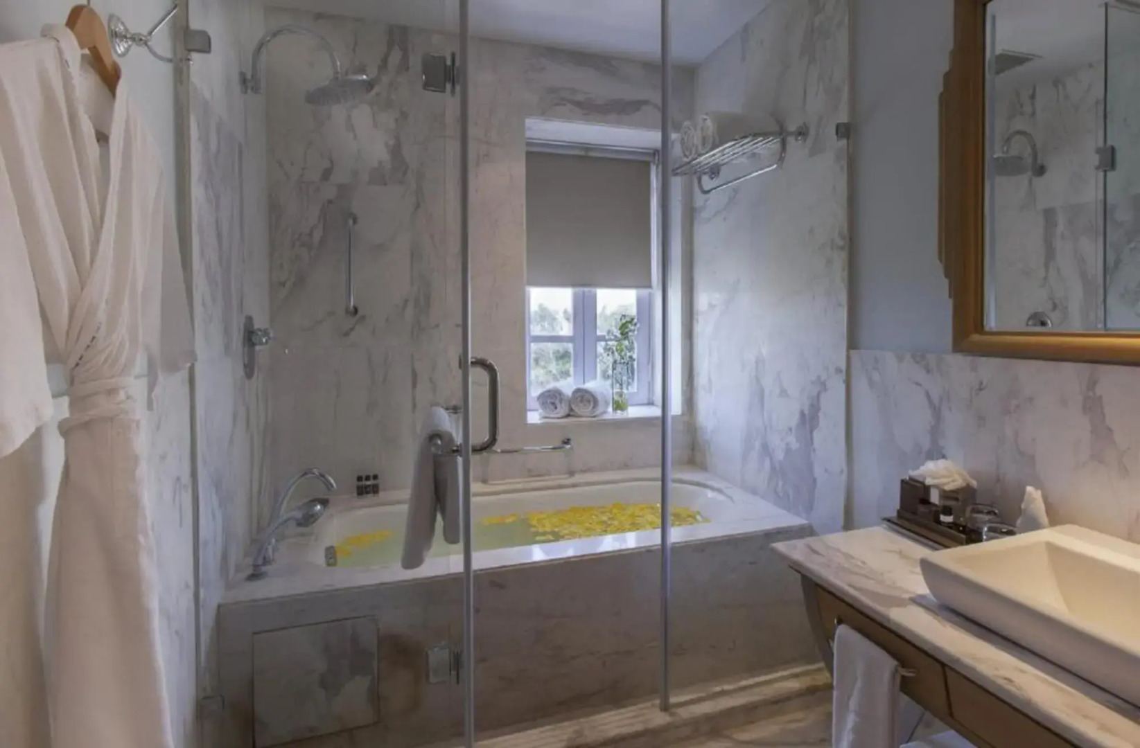 Ambassador, New Delhi - IHCL SeleQtions