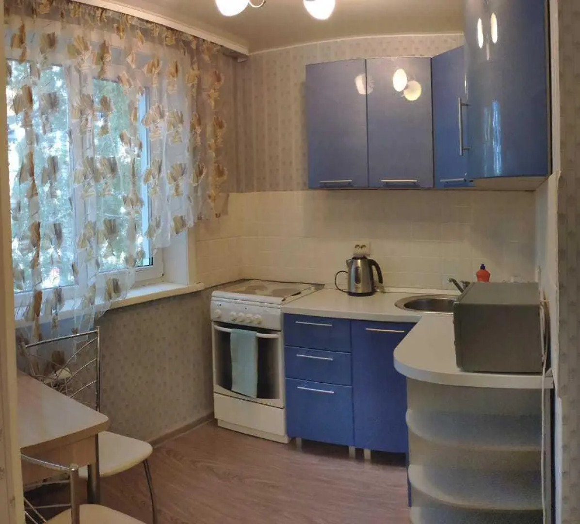 Home Hotel On Kirova 83