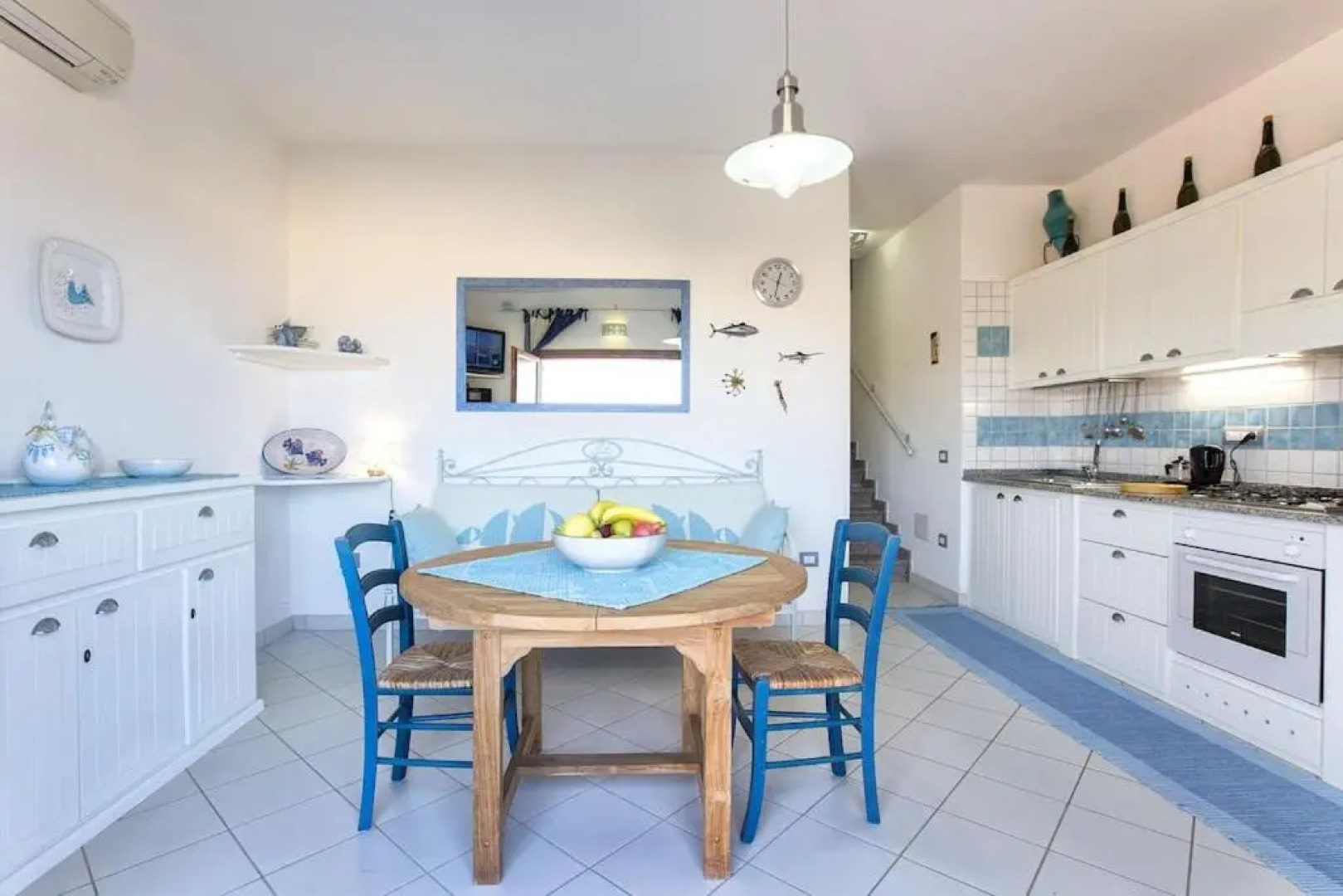 Torre dei Corsari vista mare con terrazza spiaggia sotto casa per 5 persone