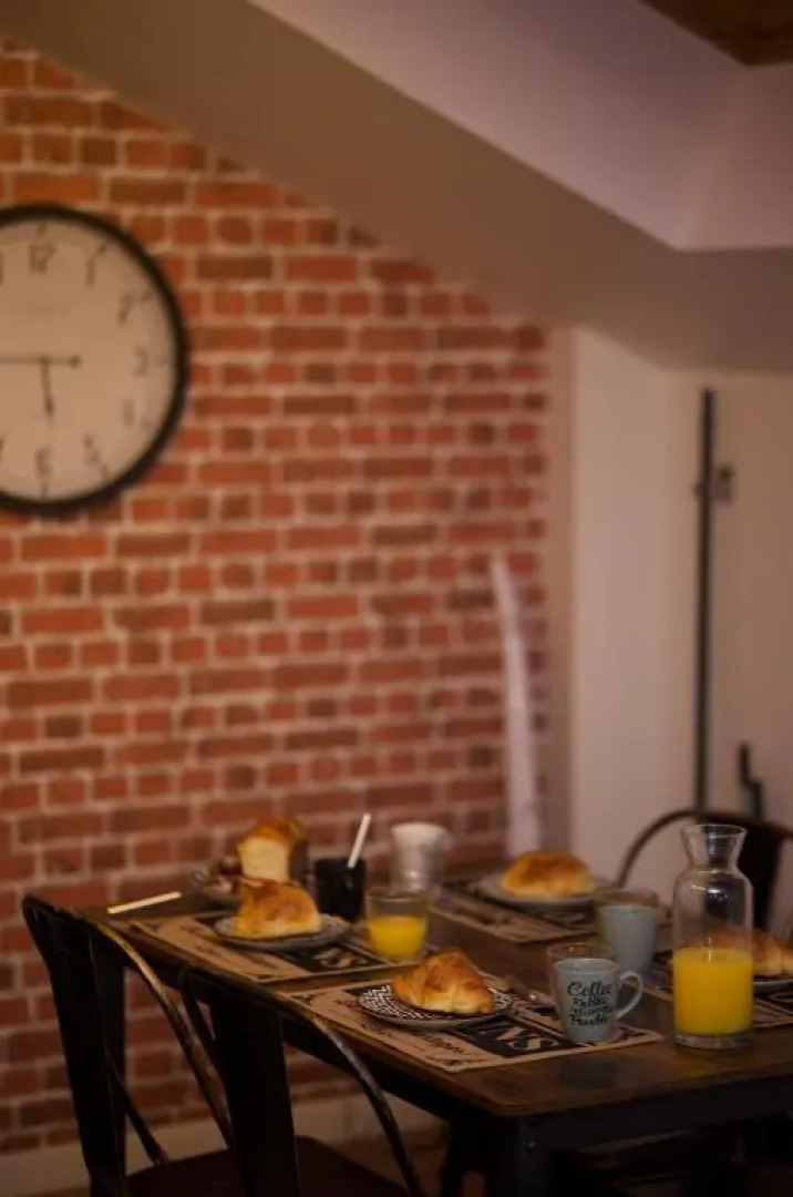 BEAU T3 STYLE INDUSTRIEL N20 ORLY PARIS WIFI Underground Industry