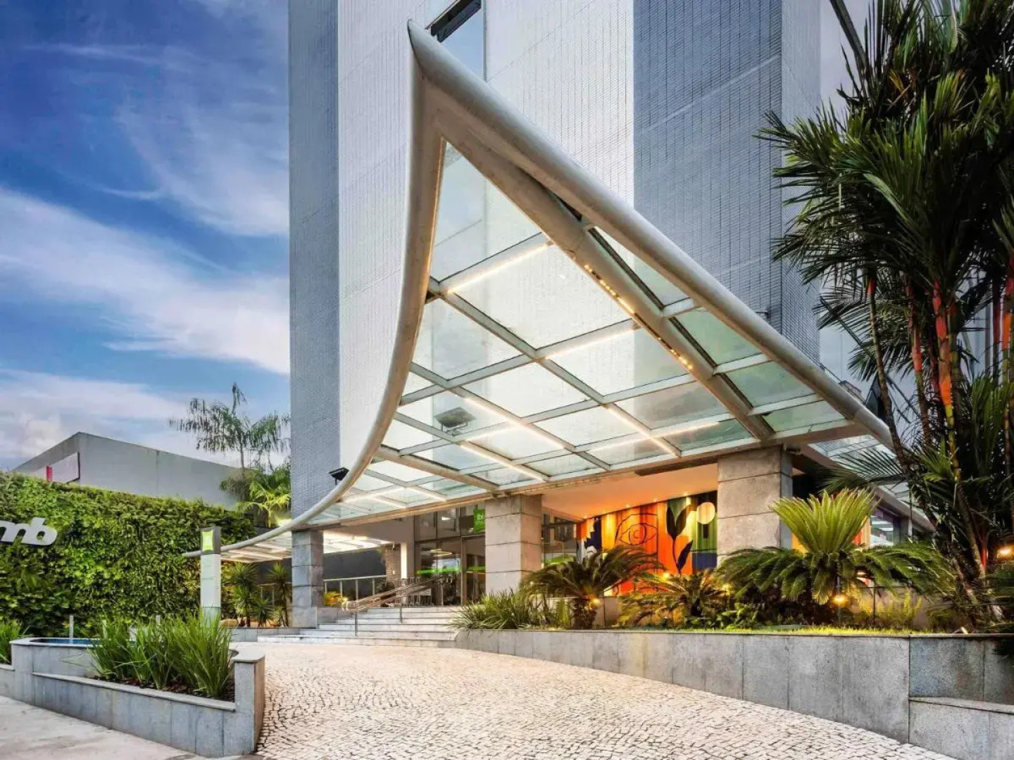 Tulip Inn Belem Hangar