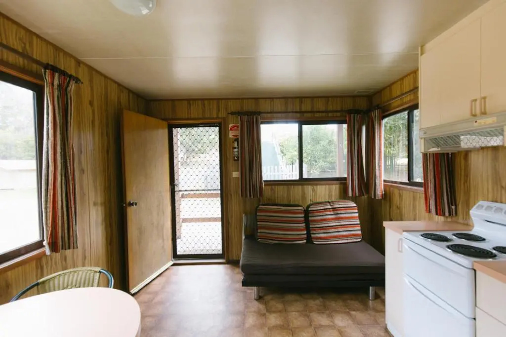 Wonboyn Cabins & Caravan Park