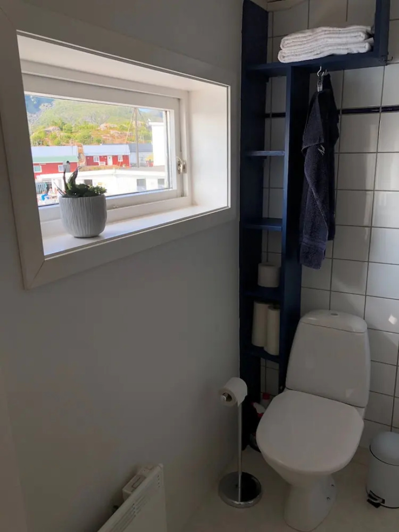 Fisherman Cabin at Lofotens best spot